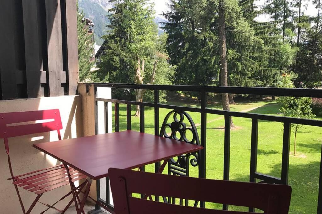Апартаменты Au Coeur De Chamonix, Un Ecrin De Verdure Экстерьер фото